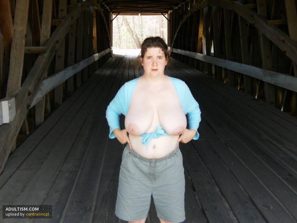 Image 4 of 7