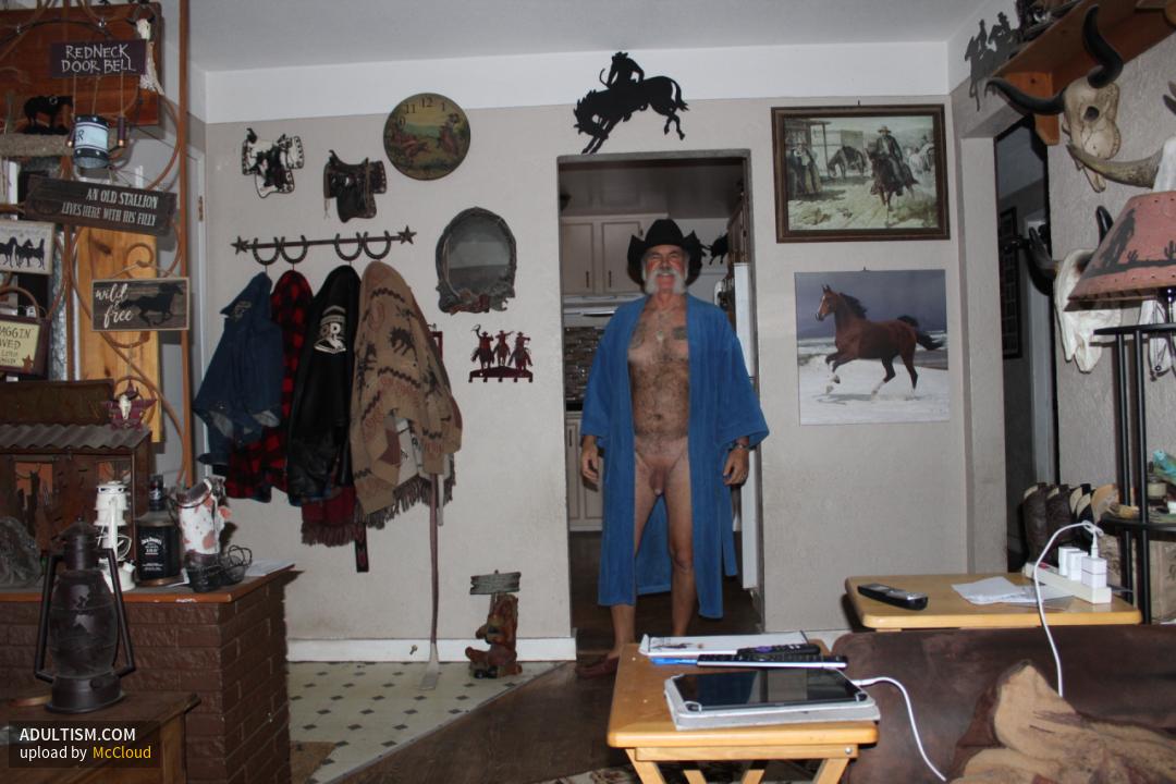 Image 4 of 5