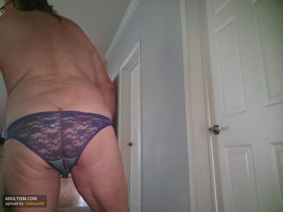 Image 3 of 4