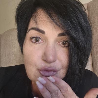 Myhotwife5