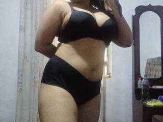 Sri lankan bbw babe in sexy lingerie