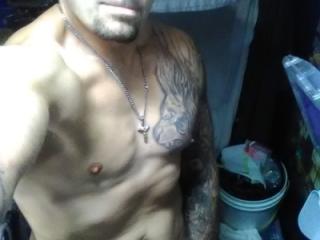 Comment and let me know what you want, i want to play with all women or if she is here just one
