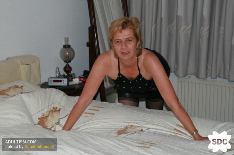 Image 2 of 9