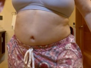 The Queen’s Vacation Con’t 3 of 20