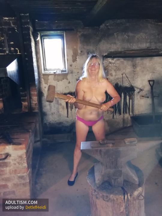 Image 3 of 4