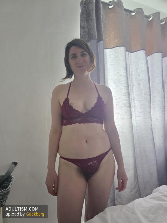 Image 4 of 20