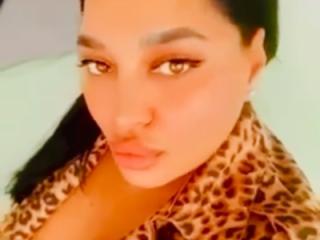 Ready for going out 6 of 10