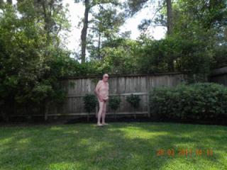 28 Mar 2017 naked in the backyard 11 of 16