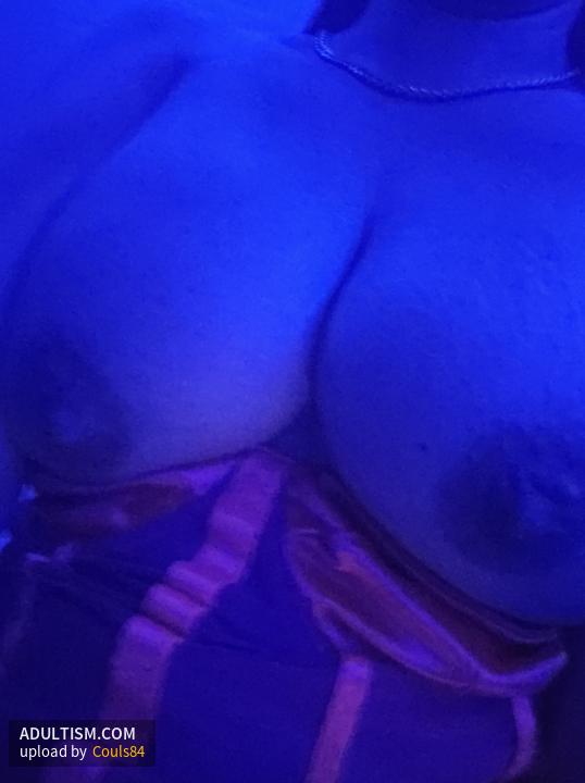 Image 2 of 4