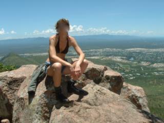 Bikini photoshoot overlooking Townsville. 2 of 16