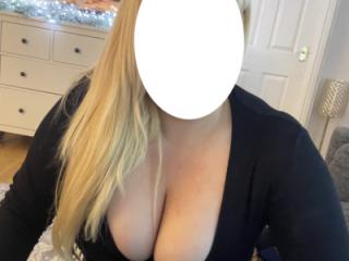 Guess the UK size of these tits 6 of 7