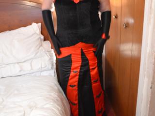 Vampiress Debbie 1 of 20