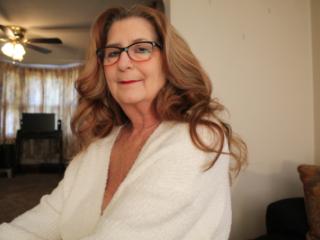Hot Mrs P 2025 7 10 of 20