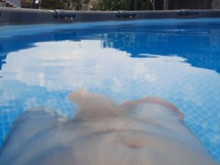 In the swiming pool 1 of 6