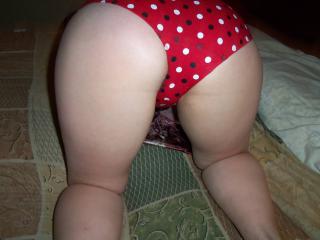 Red panties with pok a dots 9 of 20
