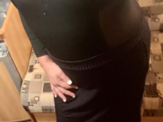 Black skirt and bodysuit 3 of 20