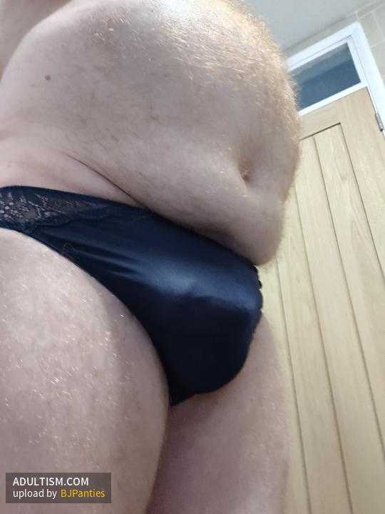 Image 2 of 4