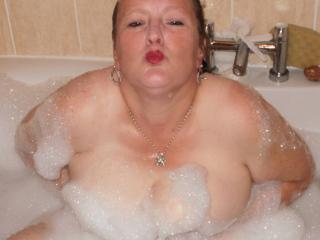 Like to share her bath 3 of 8