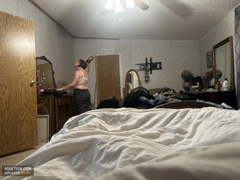 Image 6 of 18