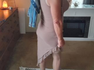 No bra.  Think they will notice? 5 of 19