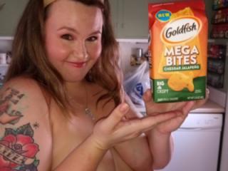 Just in from grocery shopping. 12 of 15