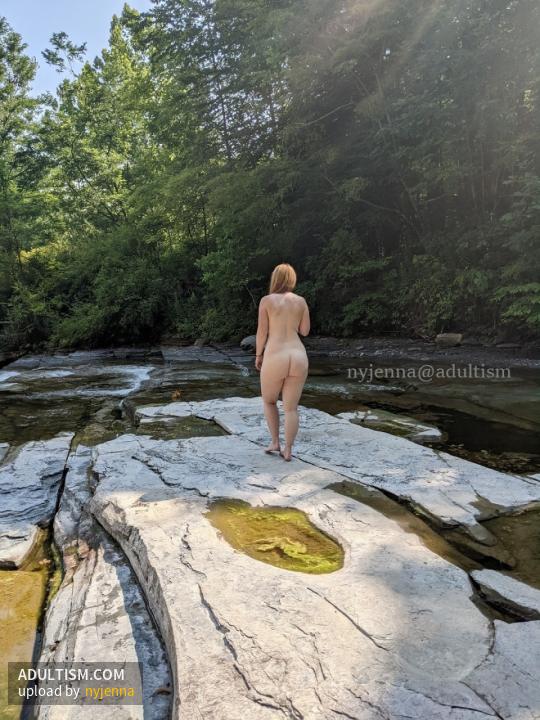 Image 2 of 11