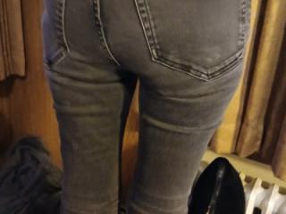 Shaving maintinance in house and my ass in jeans