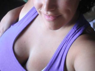 Bras and Cleavages 9 of 20