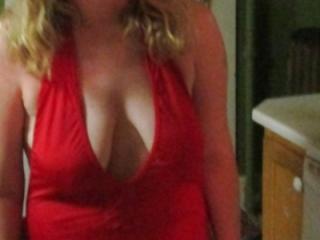 How do you think red looks on me 5 of 10