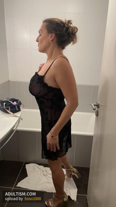 Image 2 of 20