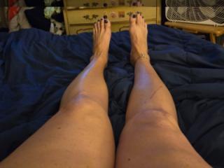 Legs feet 2 of 4