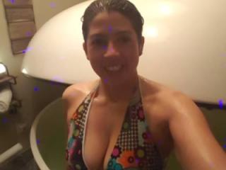fun with my sexy neighbor 4 of 20