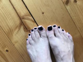 Fresh toes 2 of 4