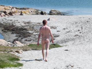 Nude in Sweden 1 of 14
