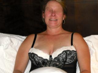 Some good old hotel sex. 9 of 20