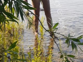 Legs, Lady on the Lake 5 of 18