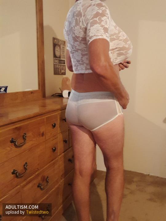 Image 3 of 20