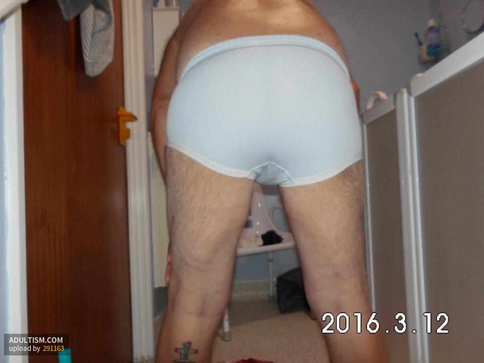 Image 2 of 8