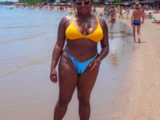 Ebony swimsuit - hotwife Jamila 4 of 19