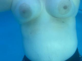 Tits under water