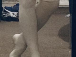 My lovely girlie legs / small feet 7 of 9