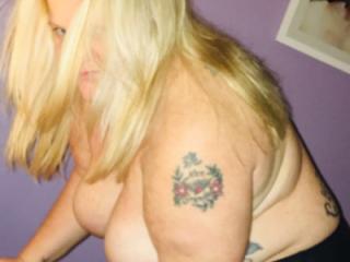 Angela BBW unaware wife from the UK 13 of 18