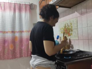 Sonia sexi and hot cooking in the kitchen 9 of 10
