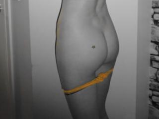 A Little bit of Yellow 4 of 9