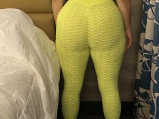Who likes big ass in leggings? 5 of 14
