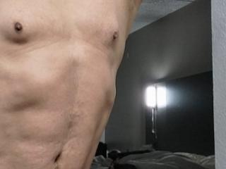 guy with a small dick(muscle). 14 of 20