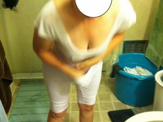 Sexy mormon milf drying and dressing 14 of 19
