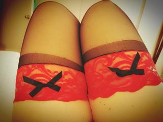 More black and red xo 7 of 14