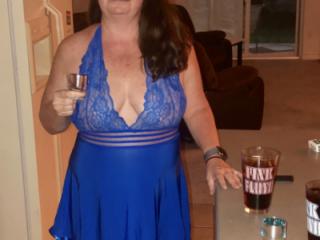 Milf J Vacation In blue 2 of 20