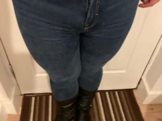 Skinny Jeans w/ Brown Belt 3 of 4